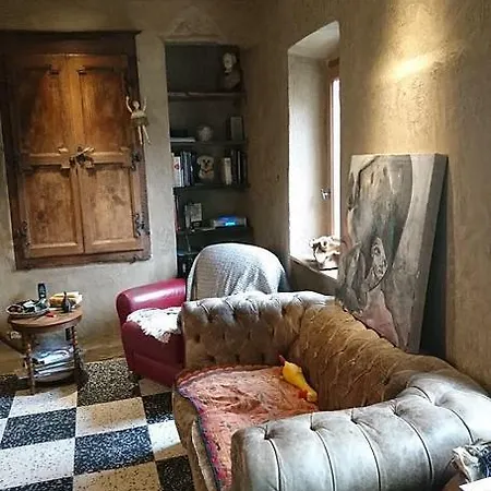 La Belle Endormie Cabrerolles